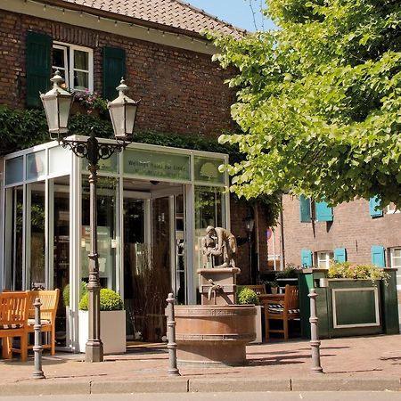 Wellings Romantik Hotel Zur Linde Moers Eksteriør bilde