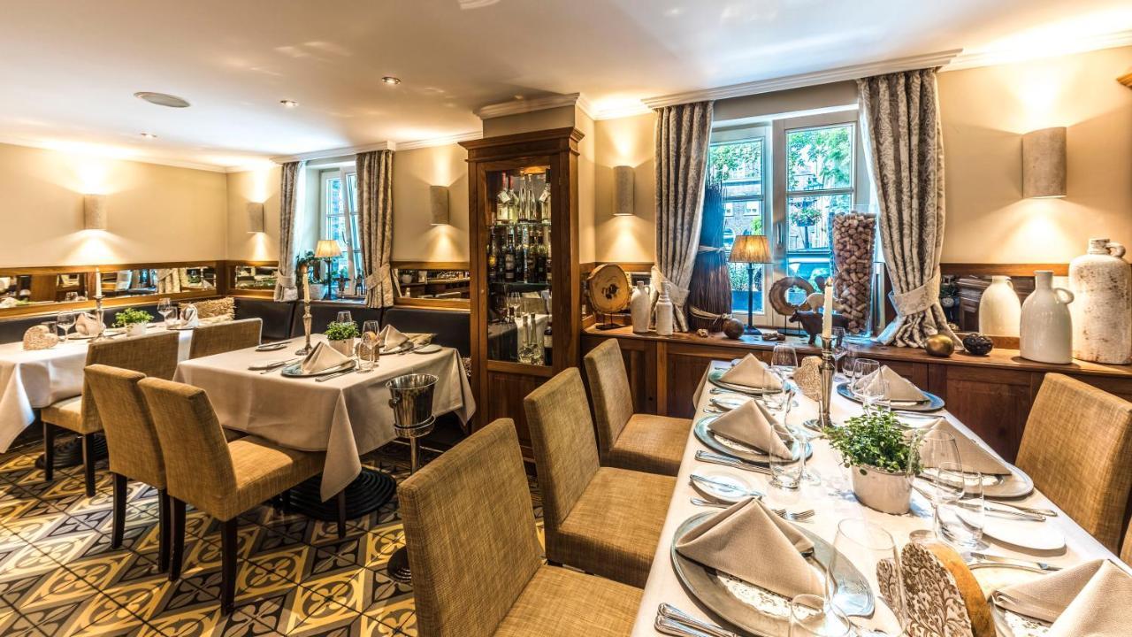 Wellings Romantik Hotel Zur Linde Moers Eksteriør bilde